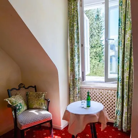 Italia Hotel 3*